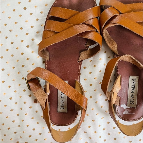 Steve Madden Boho Leather Sandals - Picture 3 of 4